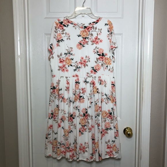 Torrid Off White Floral Print Pockets Button Down Short Sleeve Midi Dress 1/1X - Picture 10 of 16
